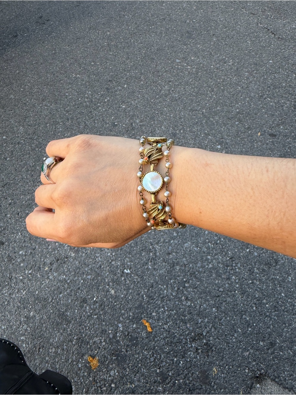 Vintage 1950’s Mother of Pearl and Pearl Bracelet